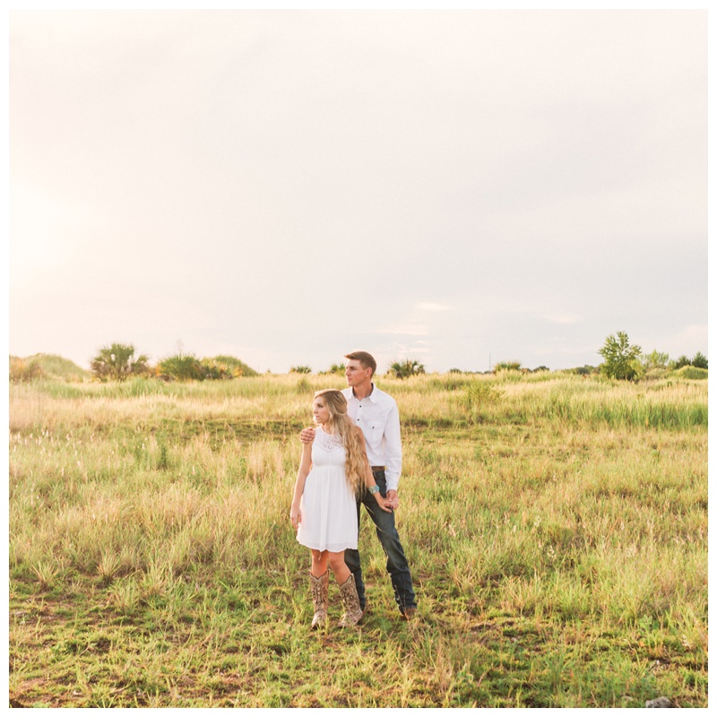 Lakeland-Wedding-Photographer_Kristen+Wade_Engagement-Session_Clermont-FL_03.jpg