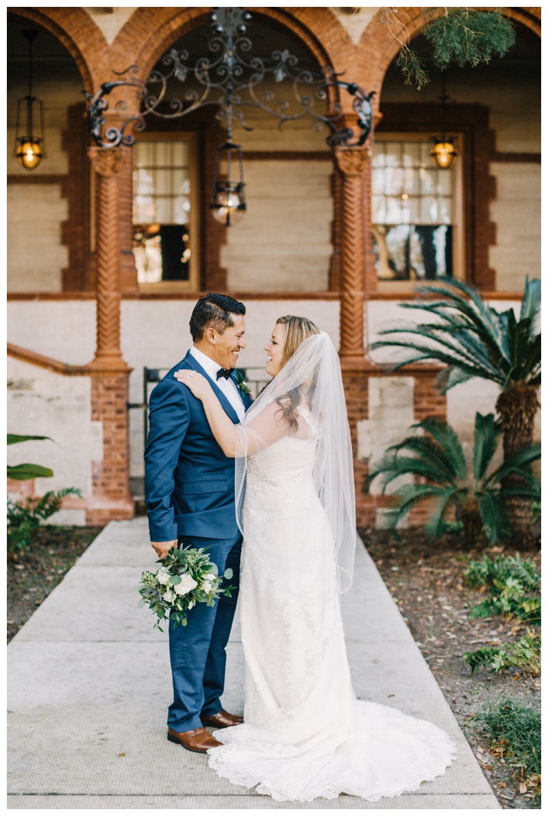 Lakeland-Wedding-Photographer_Lauren-and-Andres_The-White-Room_St-Augustine-FL__0217.jpg