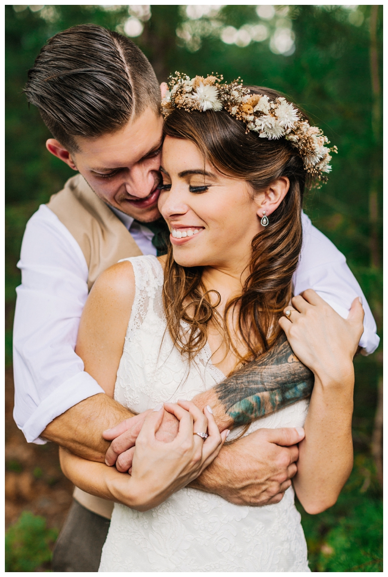 Destination_Wedding_Photographer_Mountain-Top-Cabin-Wedding_Elizabeth-and-Benjamin_Dahlonega-GA_0063.jpg