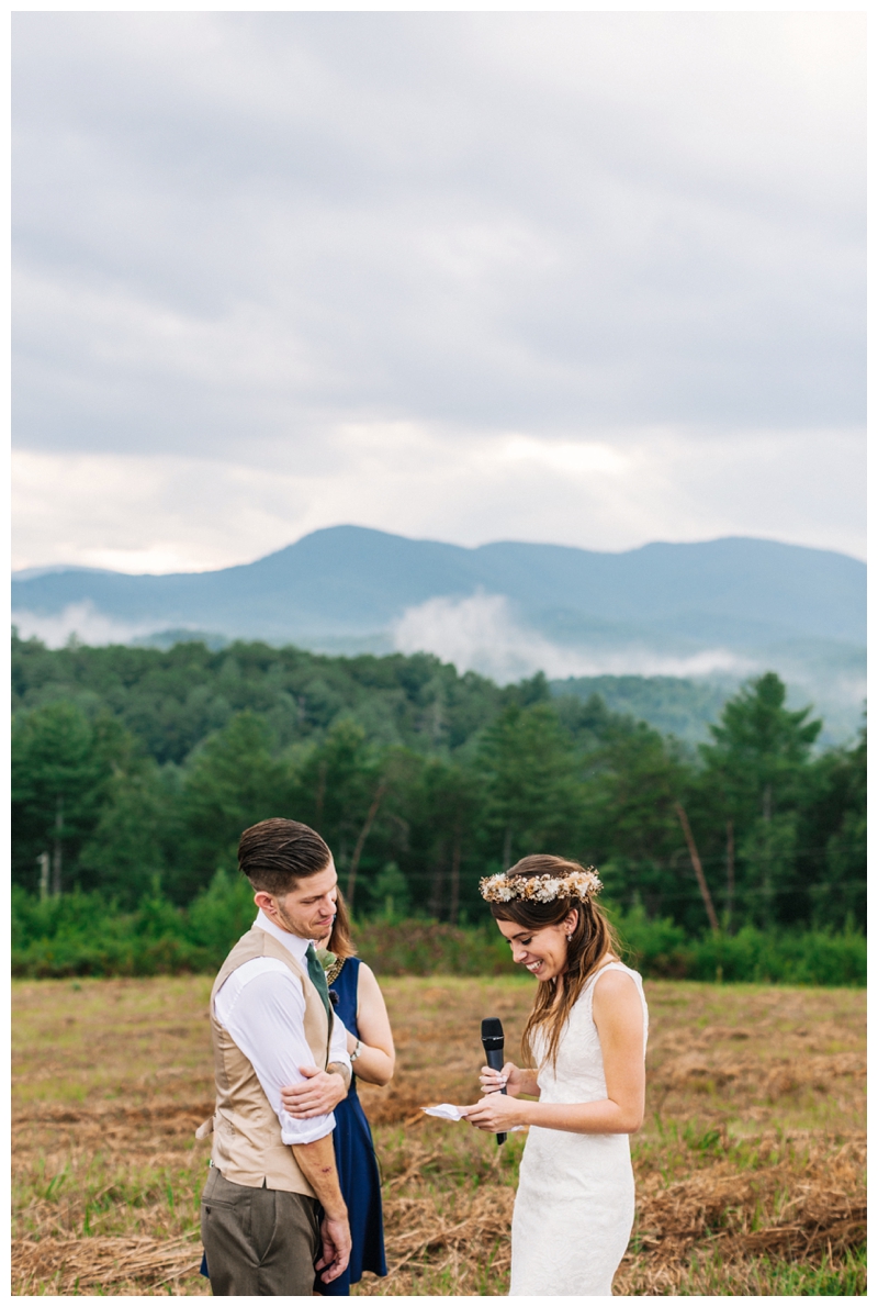 Destination_Wedding_Photographer_Mountain-Top-Cabin-Wedding_Elizabeth-and-Benjamin_Dahlonega-GA_0096.jpg