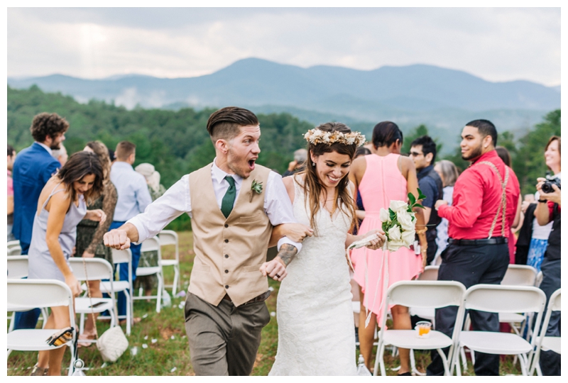 Destination_Wedding_Photographer_Mountain-Top-Cabin-Wedding_Elizabeth-and-Benjamin_Dahlonega-GA_0104.jpg