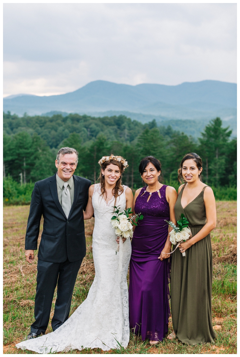 Destination_Wedding_Photographer_Mountain-Top-Cabin-Wedding_Elizabeth-and-Benjamin_Dahlonega-GA_0106.jpg