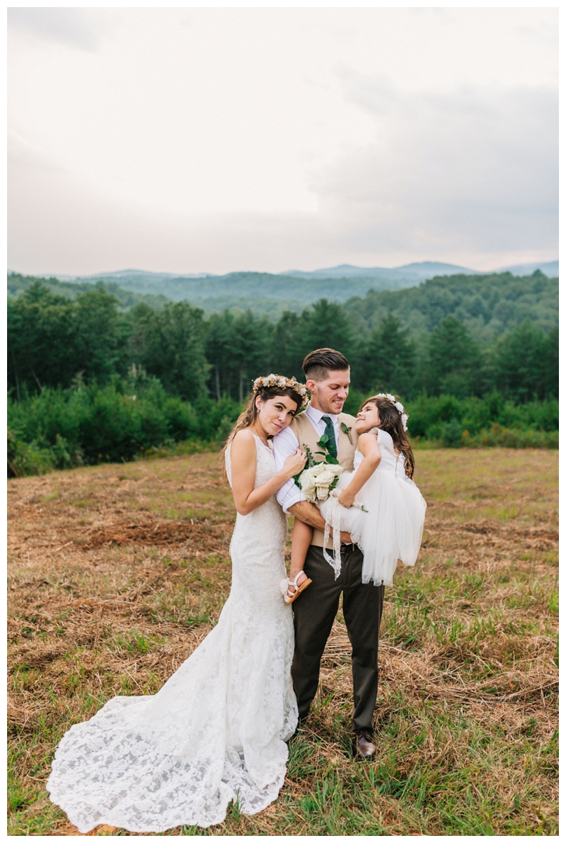 Destination_Wedding_Photographer_Mountain-Top-Cabin-Wedding_Elizabeth-and-Benjamin_Dahlonega-GA_0119.jpg