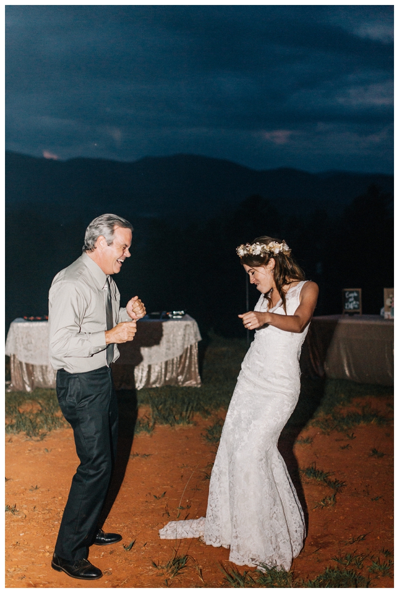 Destination_Wedding_Photographer_Mountain-Top-Cabin-Wedding_Elizabeth-and-Benjamin_Dahlonega-GA_0141.jpg