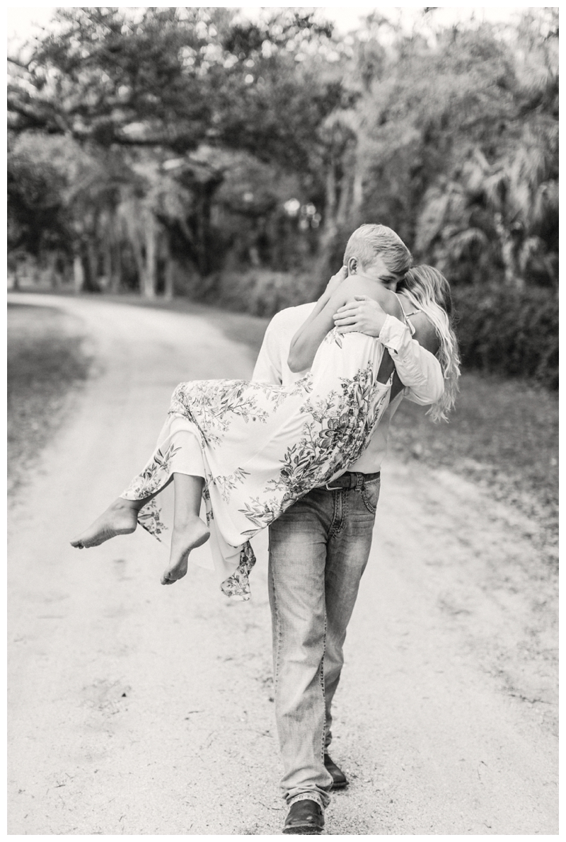 South-Florida-Wedding-Photographer_Arching-Oaks-Ranch-Engagement-Session_Lexi-and-Drew_Labelle-FL_0259.jpg