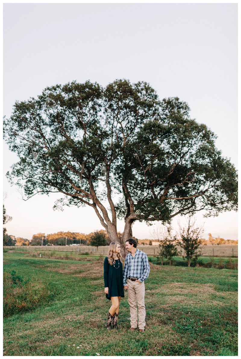 Tampa-Wedding-Photographer_Kathleens-Garden-Engagement-Session_Lauren-and-Austin_Tampa-FL_0614.jpg