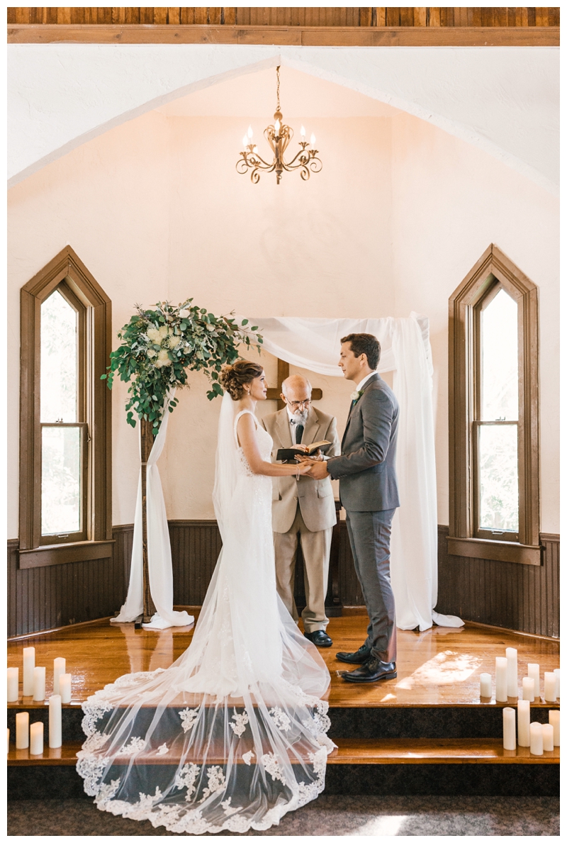 Tampa-Wedding-Photographer_St-Andrews-Chapel-and-Backyard-Reception_Savannah-and-Collin_Dunedin-FL_0080.jpg