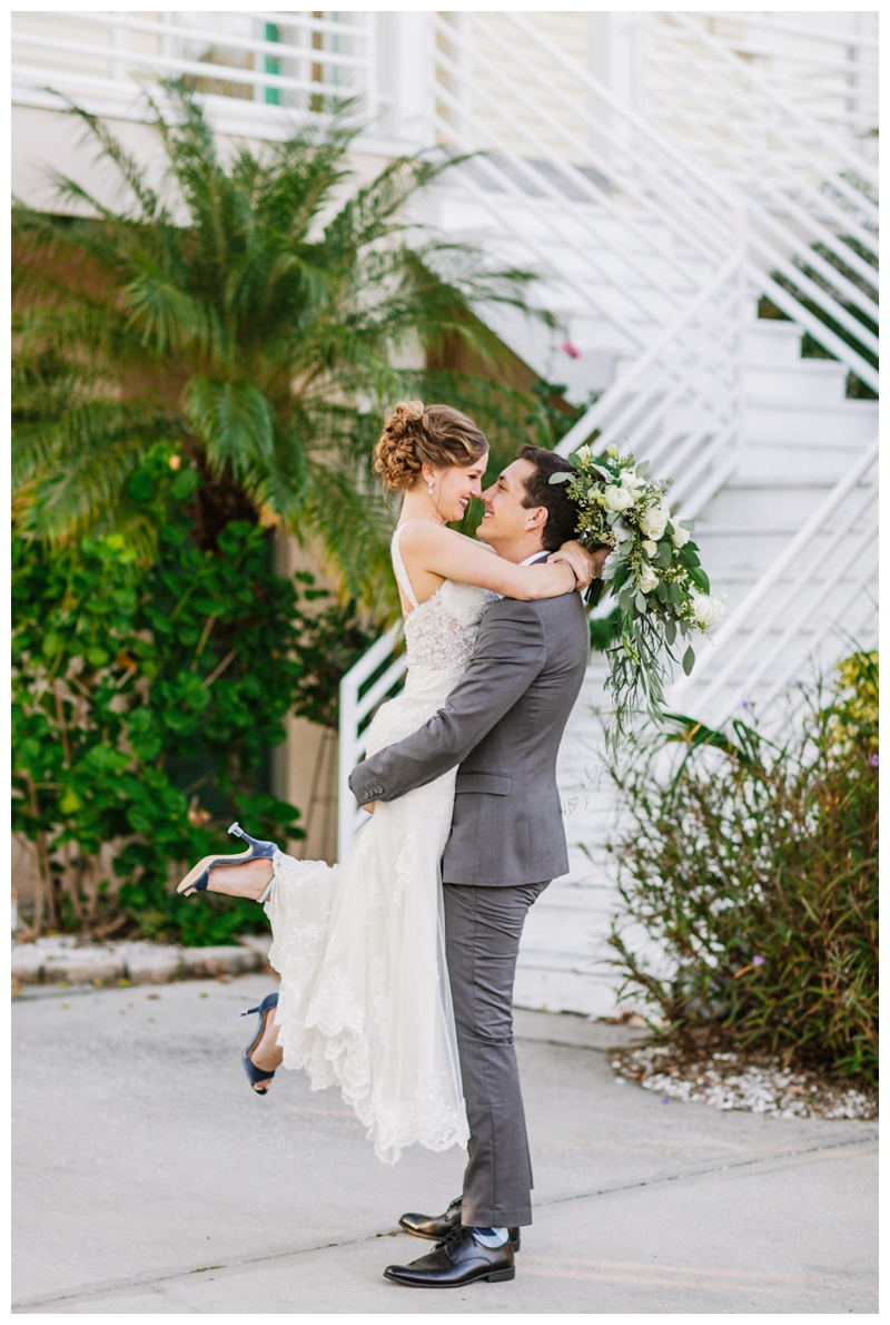 Tampa-Wedding-Photographer_St-Andrews-Chapel-and-Backyard-Reception_Savannah-and-Collin_Dunedin-FL_0144.jpg
