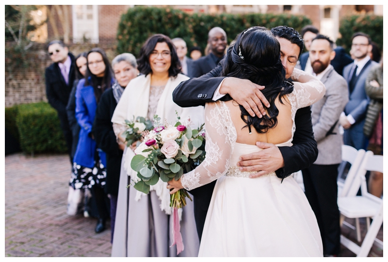 Destination-Wedding-Photographer_Downtown-Historic-Savannah-Wedding_Stefanie-and-Alex_Savannah-GA_0104.jpg