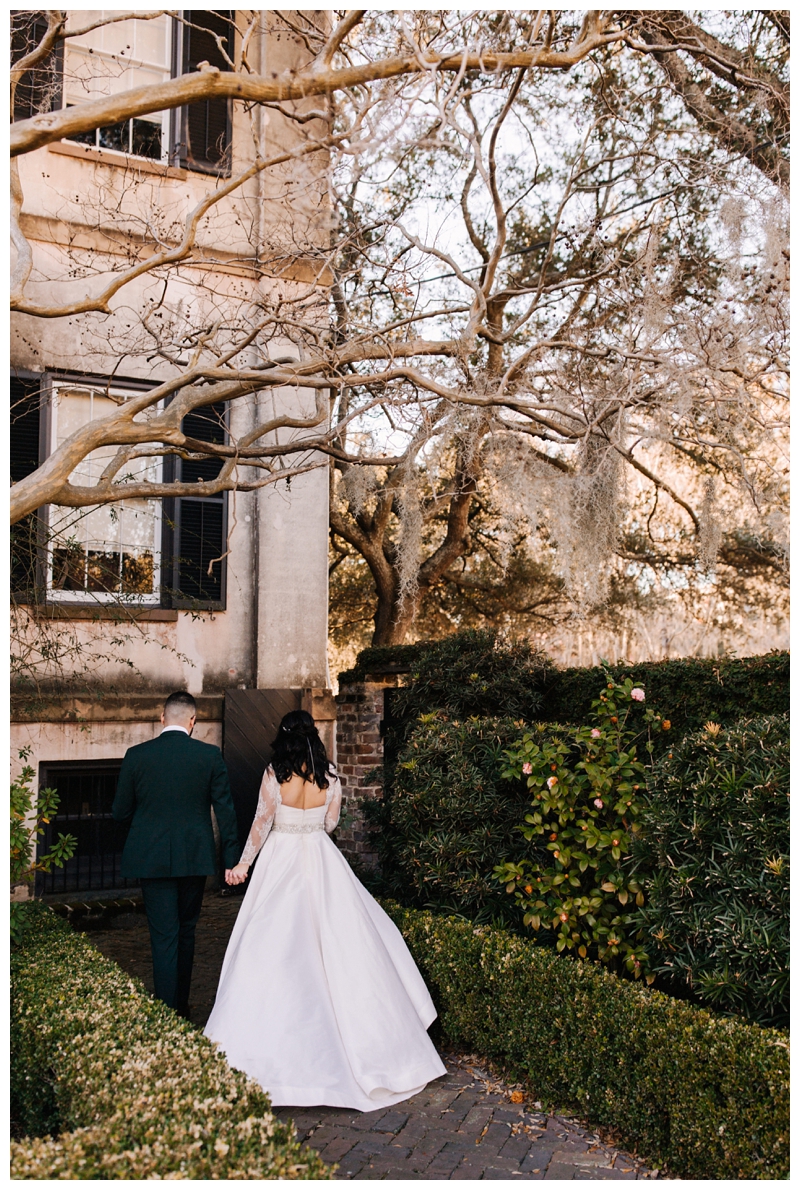 Destination-Wedding-Photographer_Downtown-Historic-Savannah-Wedding_Stefanie-and-Alex_Savannah-GA_0119.jpg