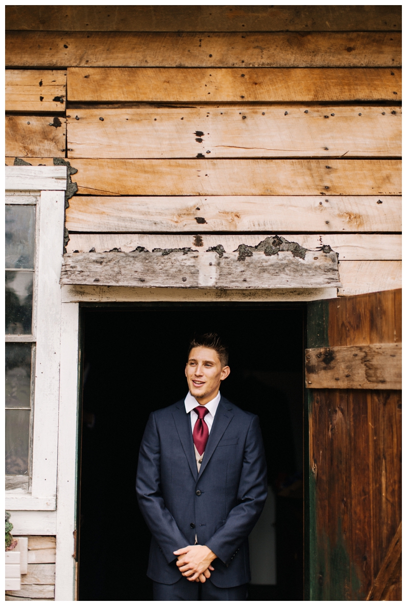 North-Carolina-Wedding-Photographer_Mariah-and-Zach_Appalacian-Hillside-Wedding_0028.jpg