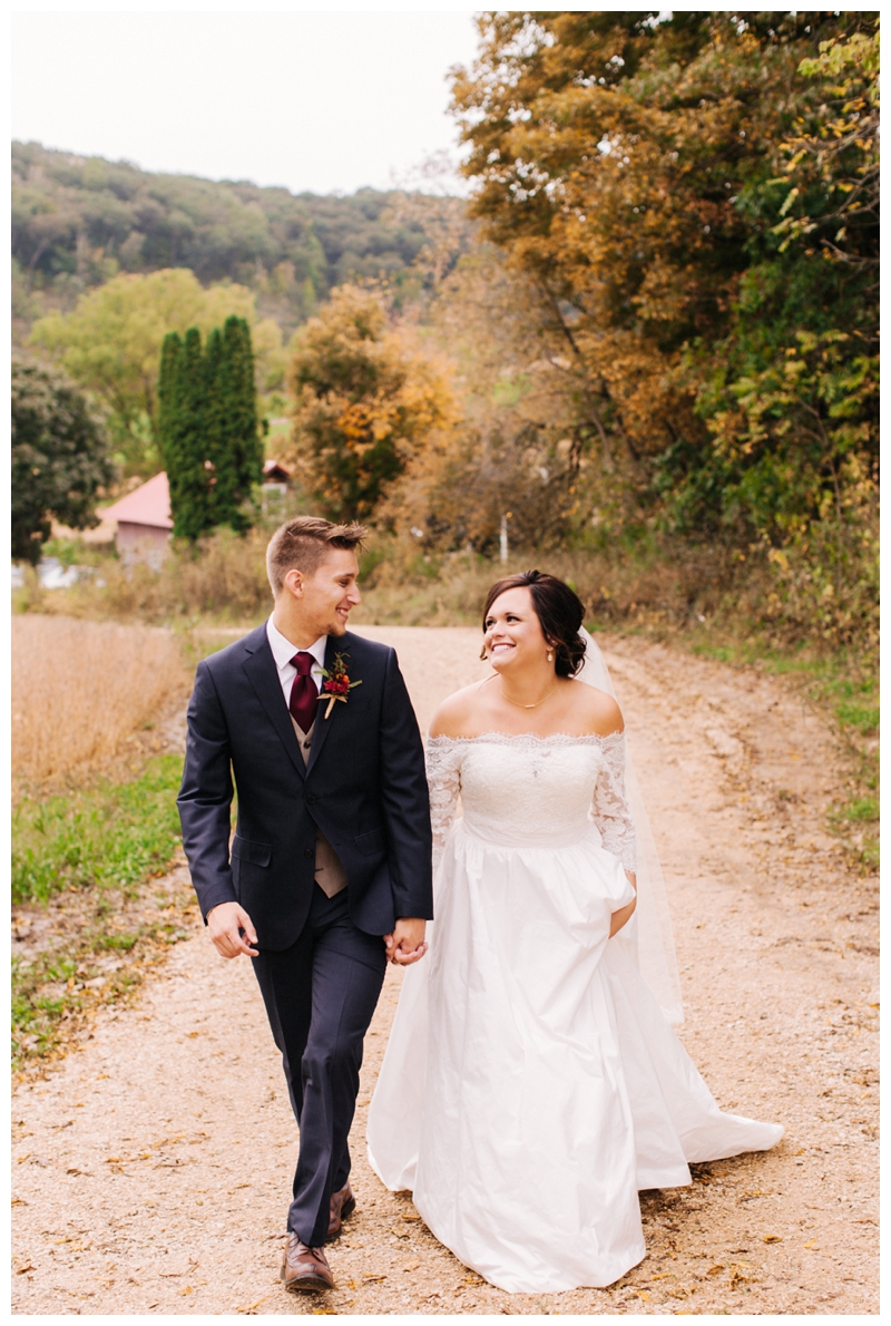 North-Carolina-Wedding-Photographer_Mariah-and-Zach_Appalacian-Hillside-Wedding_0072.jpg