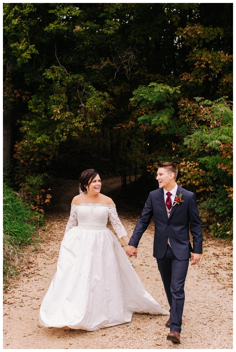 North-Carolina-Wedding-Photographer_Mariah-and-Zach_Appalacian-Hillside-Wedding_0079.jpg