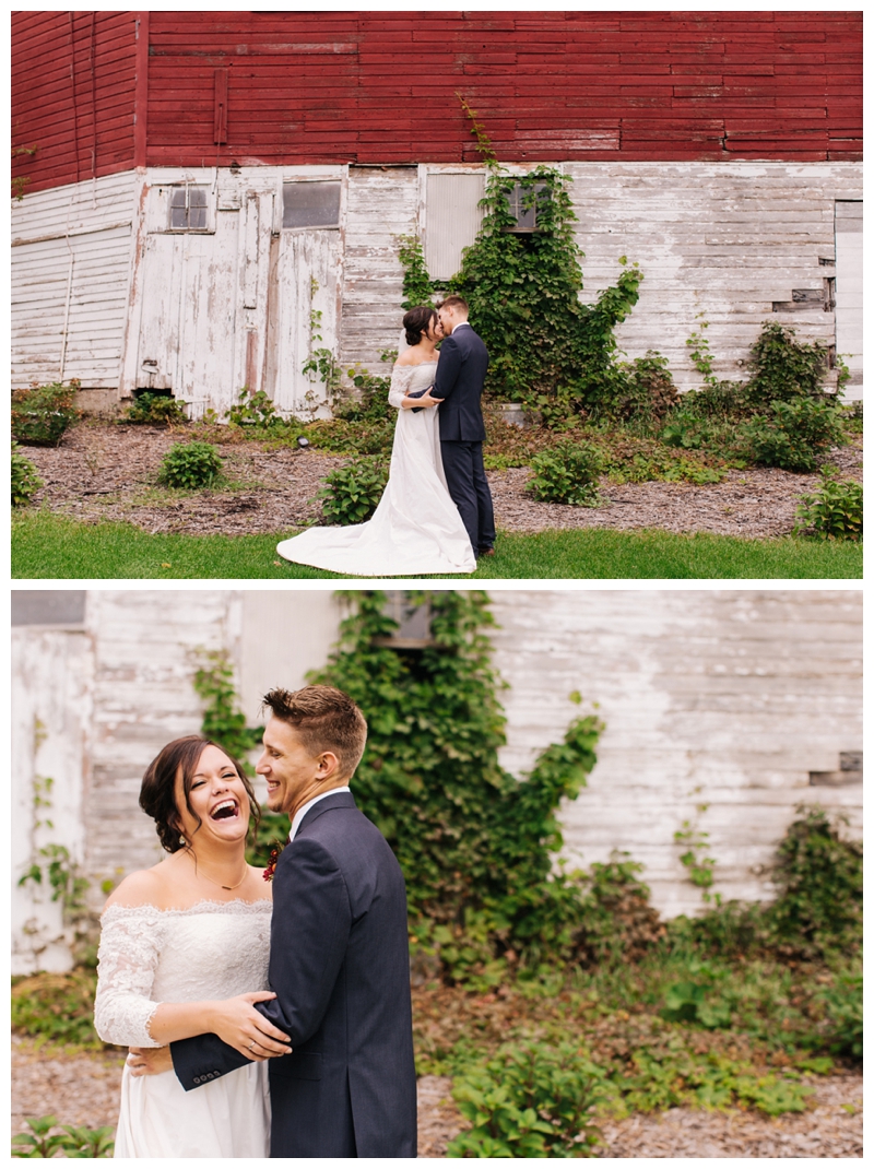 North-Carolina-Wedding-Photographer_Mariah-and-Zach_Appalacian-Hillside-Wedding_0085.jpg