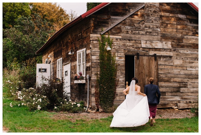 North-Carolina-Wedding-Photographer_Mariah-and-Zach_Appalacian-Hillside-Wedding_0093.jpg