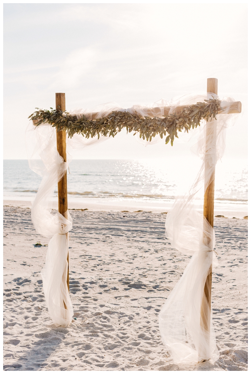 Tampa-Wedding-Photographer_Lions-Club-Beach-House-Wedding_Evelyn-and-David_Treasure-Island-FL__0047.jpg