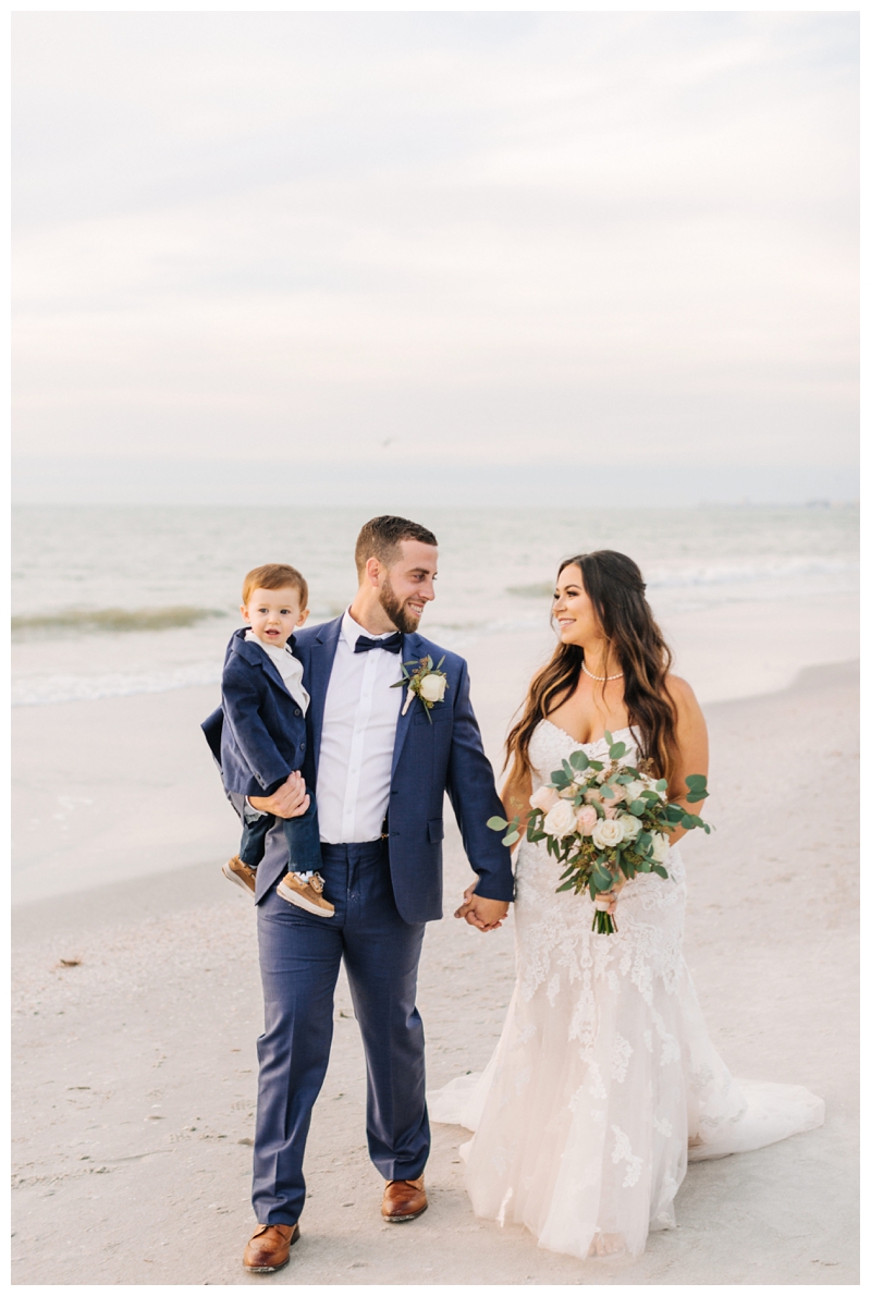 Tampa-Wedding-Photographer_Lions-Club-Beach-House-Wedding_Evelyn-and-David_Treasure-Island-FL__0076.jpg