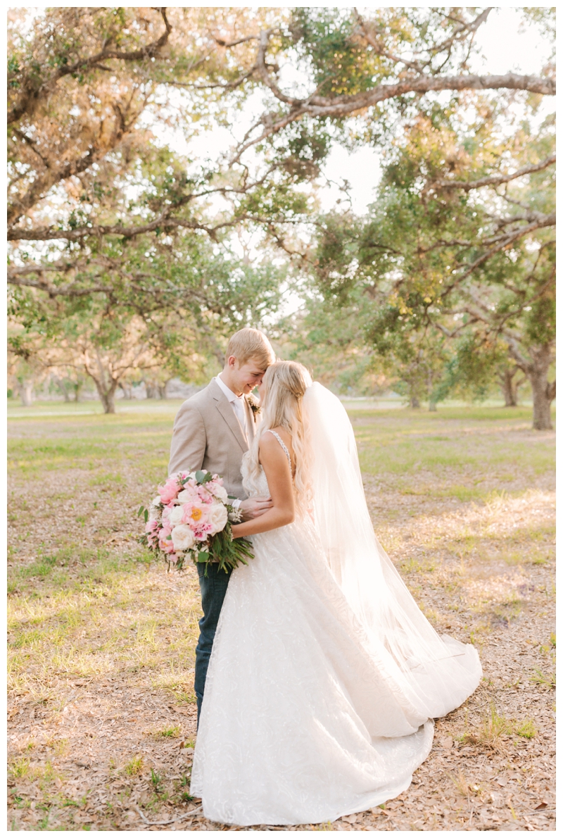 North-Carolina-Wedding-Photographer_Arching-Oaks-Ranch-Wedding_Lexi-and-Drew_Labelle-FL_0070.jpg