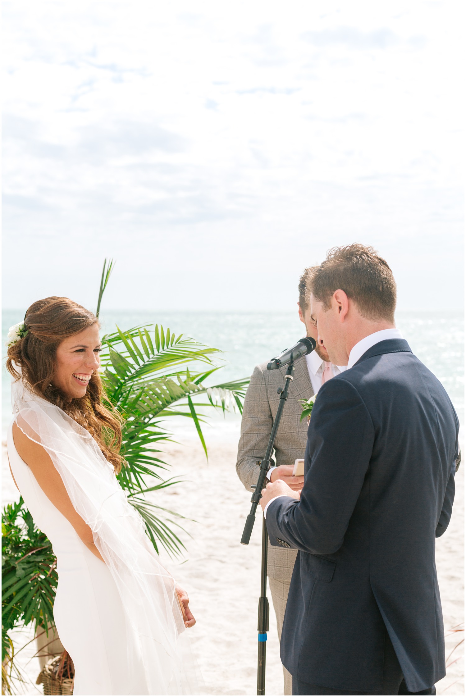 Destination-Wedding-Photographer_Backyard-Ocean-Front-Wedding_Ashley-and-Andrew_Anna-Maria-FL_0064.jpg