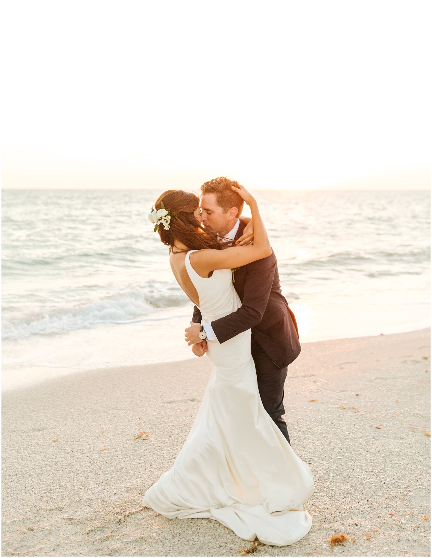 Destination-Wedding-Photographer_Backyard-Ocean-Front-Wedding_Ashley-and-Andrew_Anna-Maria-FL_0149.jpg