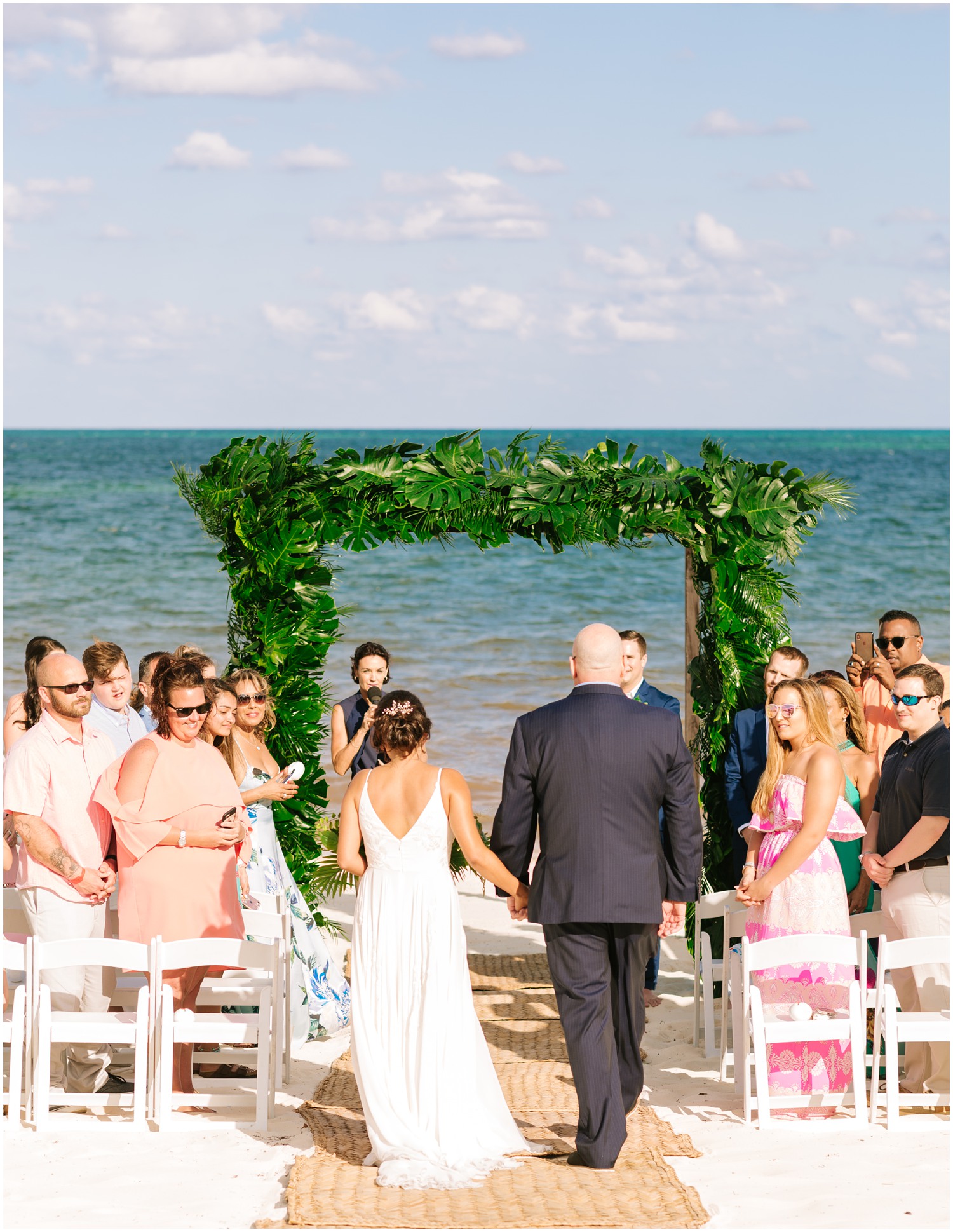 Destination-Wedding-Photographer_Destination-Wedding-at-Moon-Palace-Resort_Taylor-and-Derek_Cancun-Mexico_0058.jpg