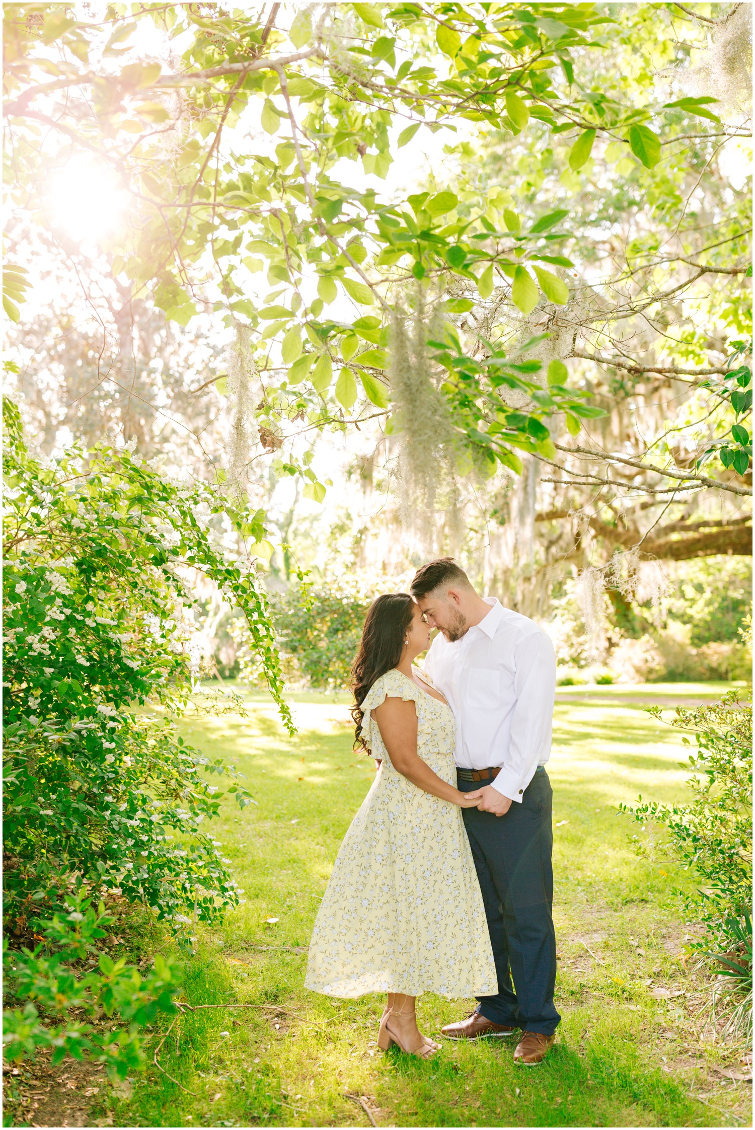 Destination-Wedding-Photographer_Magnolia-Plantation-Engagement-Session_Jess-and-Justin_Charleston-South-Carolina_0008.jpg