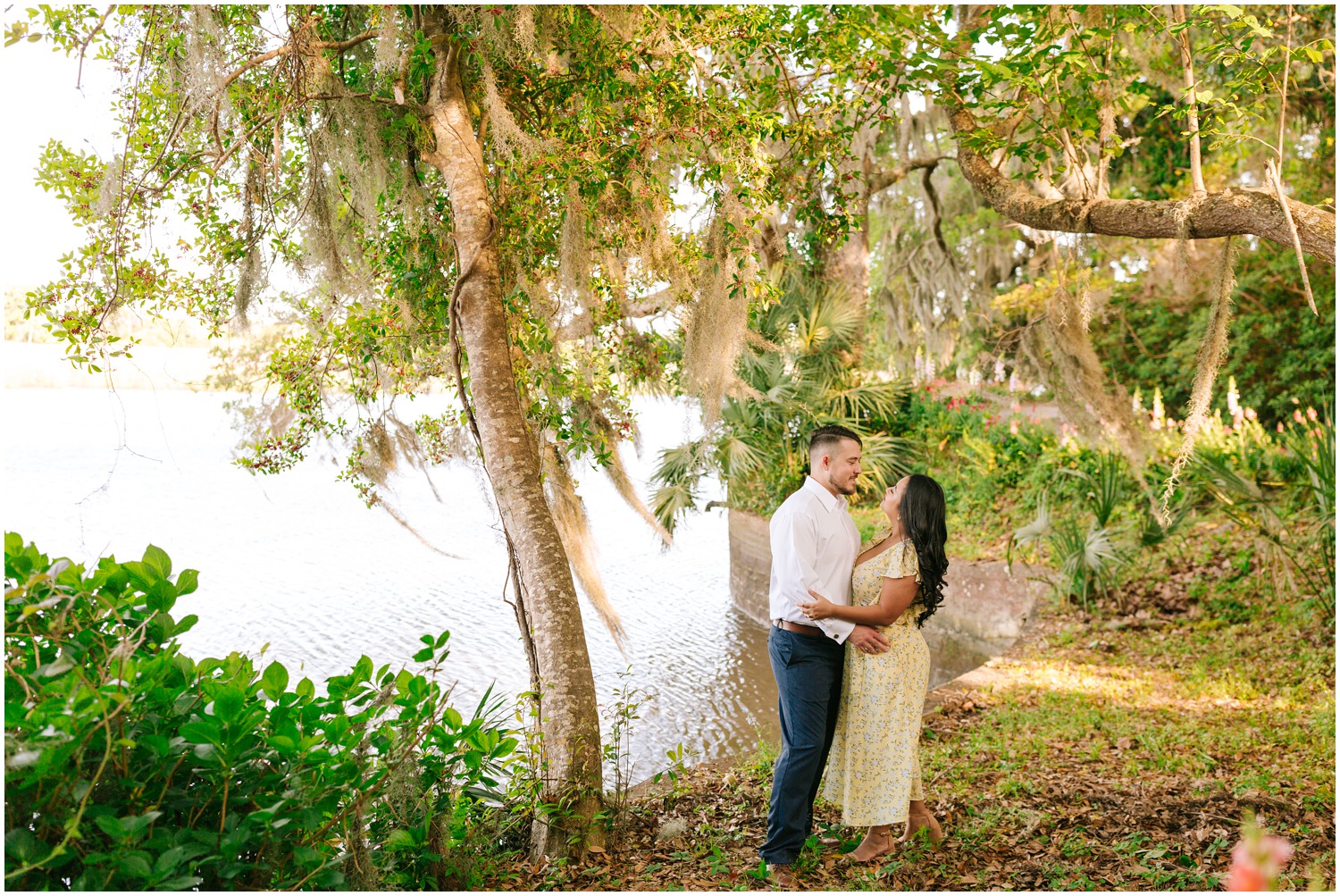 Destination-Wedding-Photographer_Magnolia-Plantation-Engagement-Session_Jess-and-Justin_Charleston-South-Carolina_0019.jpg