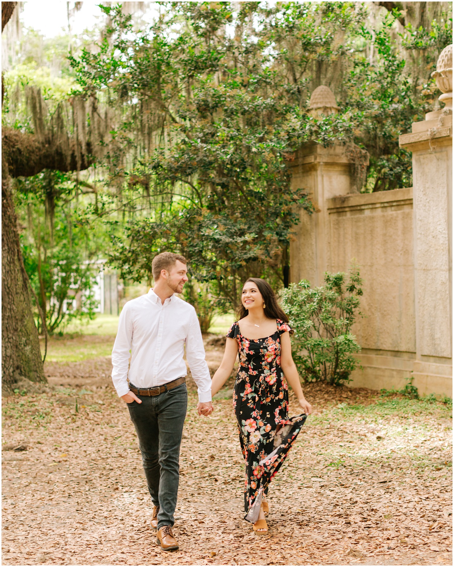 Destination-Wedding-Photographer_Wormsloe-Historic-Site-Engagement -Session_Paula-and-Isaac_Savannah-GA_0004.jpg