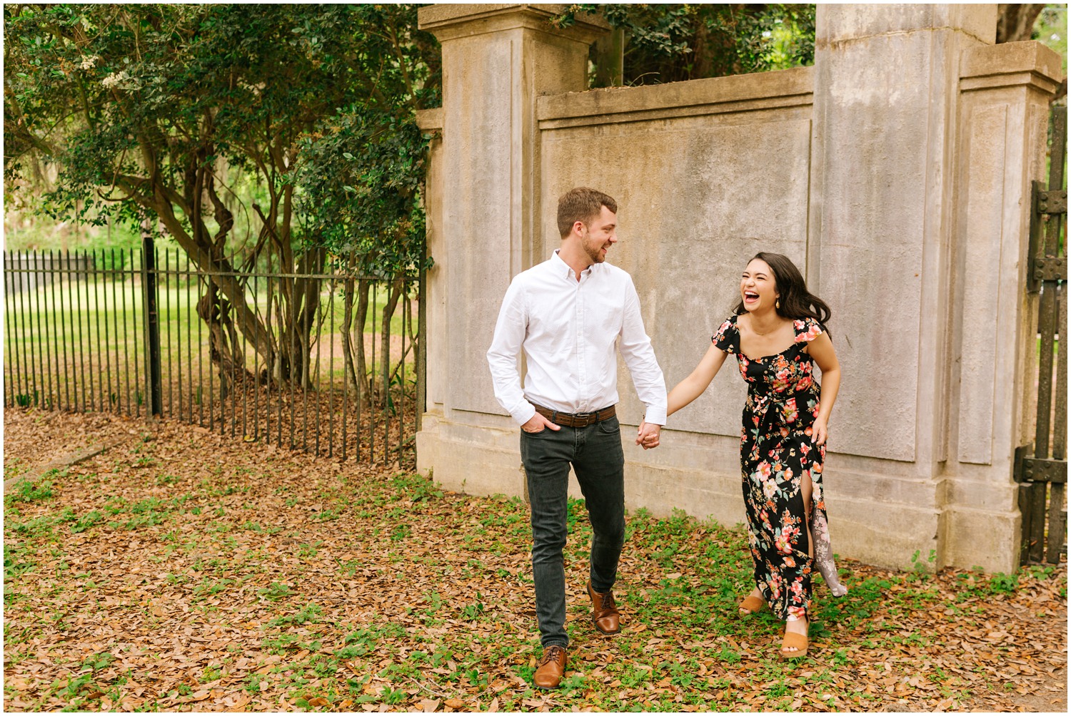 Destination-Wedding-Photographer_Wormsloe-Historic-Site-Engagement -Session_Paula-and-Isaac_Savannah-GA_0010.jpg