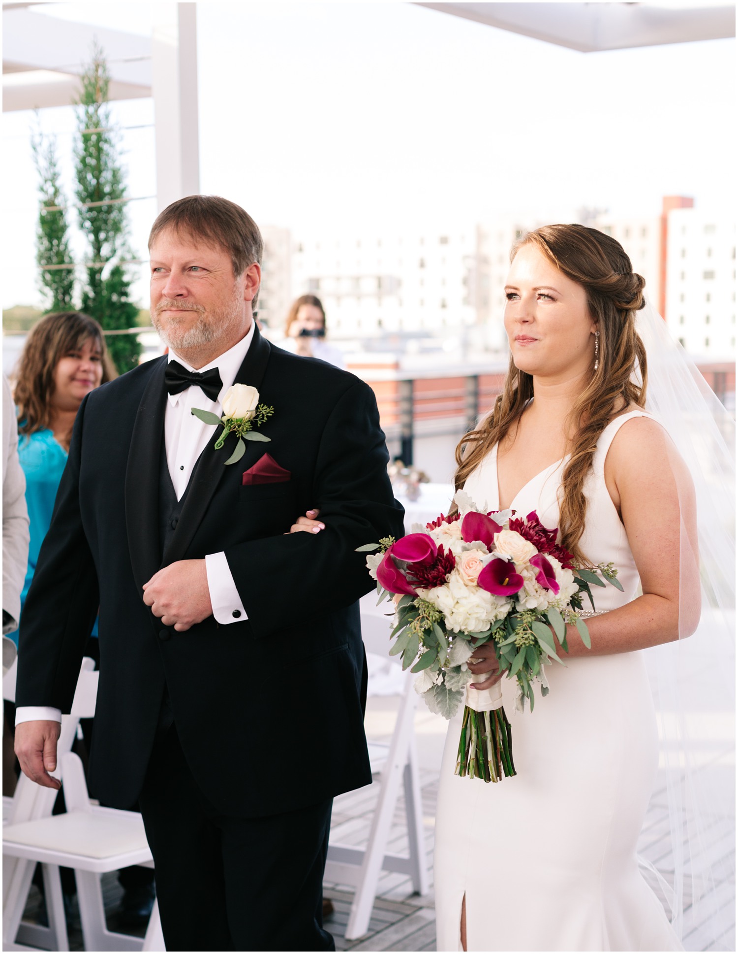 Tampa-Wedding-Photographer_Rooftop-220-Wedding_Kelsie-and-Victor_Tampa-FL_0049.jpg