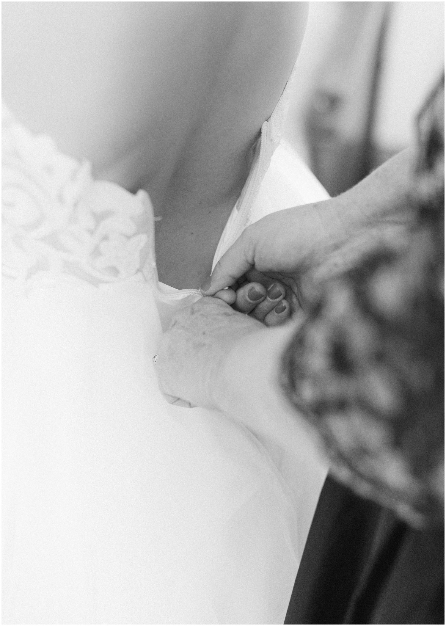 Winston-Salem-Wedding-Photographer_Sweetwater-Branch-Inn-Wedding_Katie-and-Logan_Gainesville-FL_0020.jpg