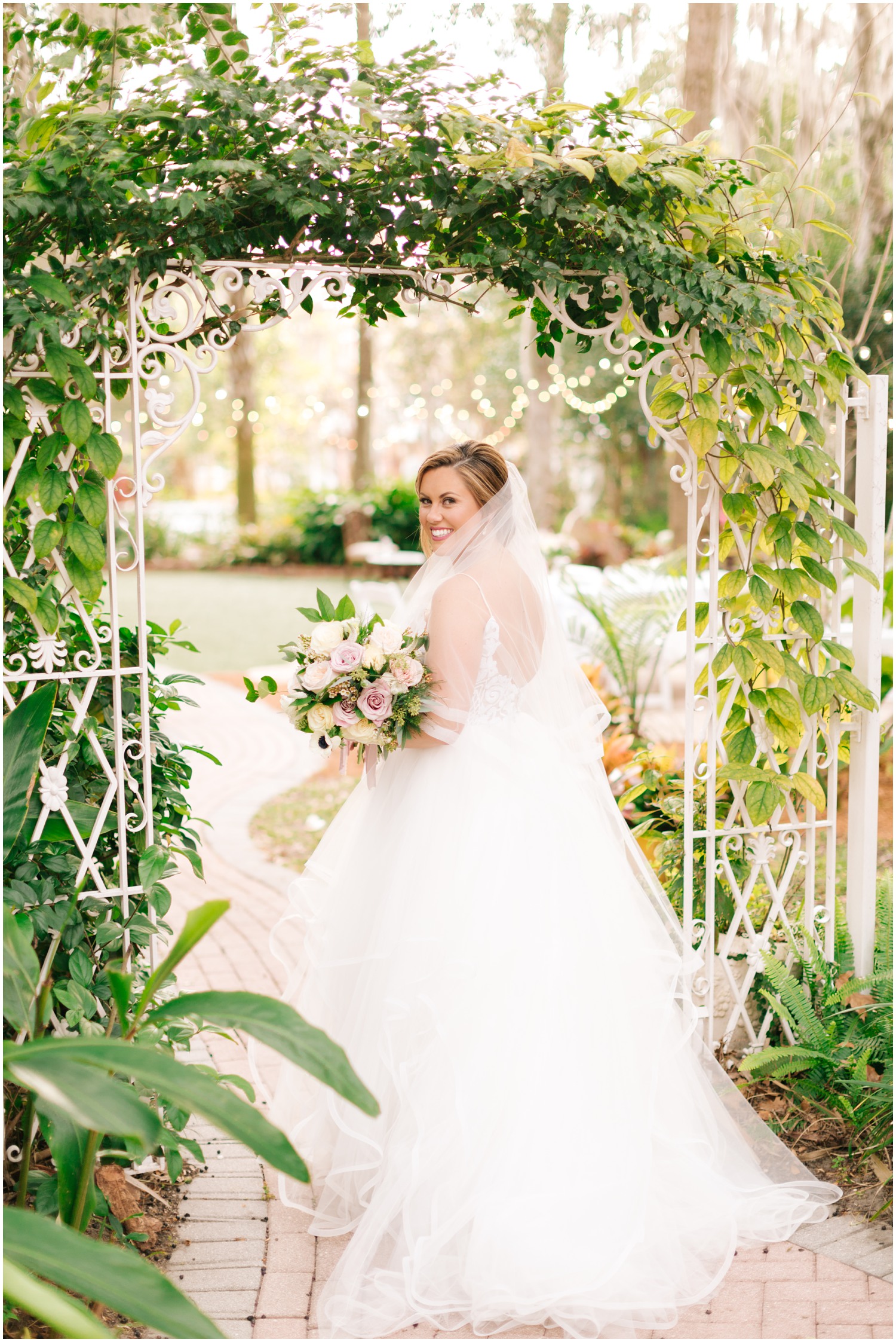 Winston-Salem-Wedding-Photographer_Sweetwater-Branch-Inn-Wedding_Katie-and-Logan_Gainesville-FL_0090.jpg