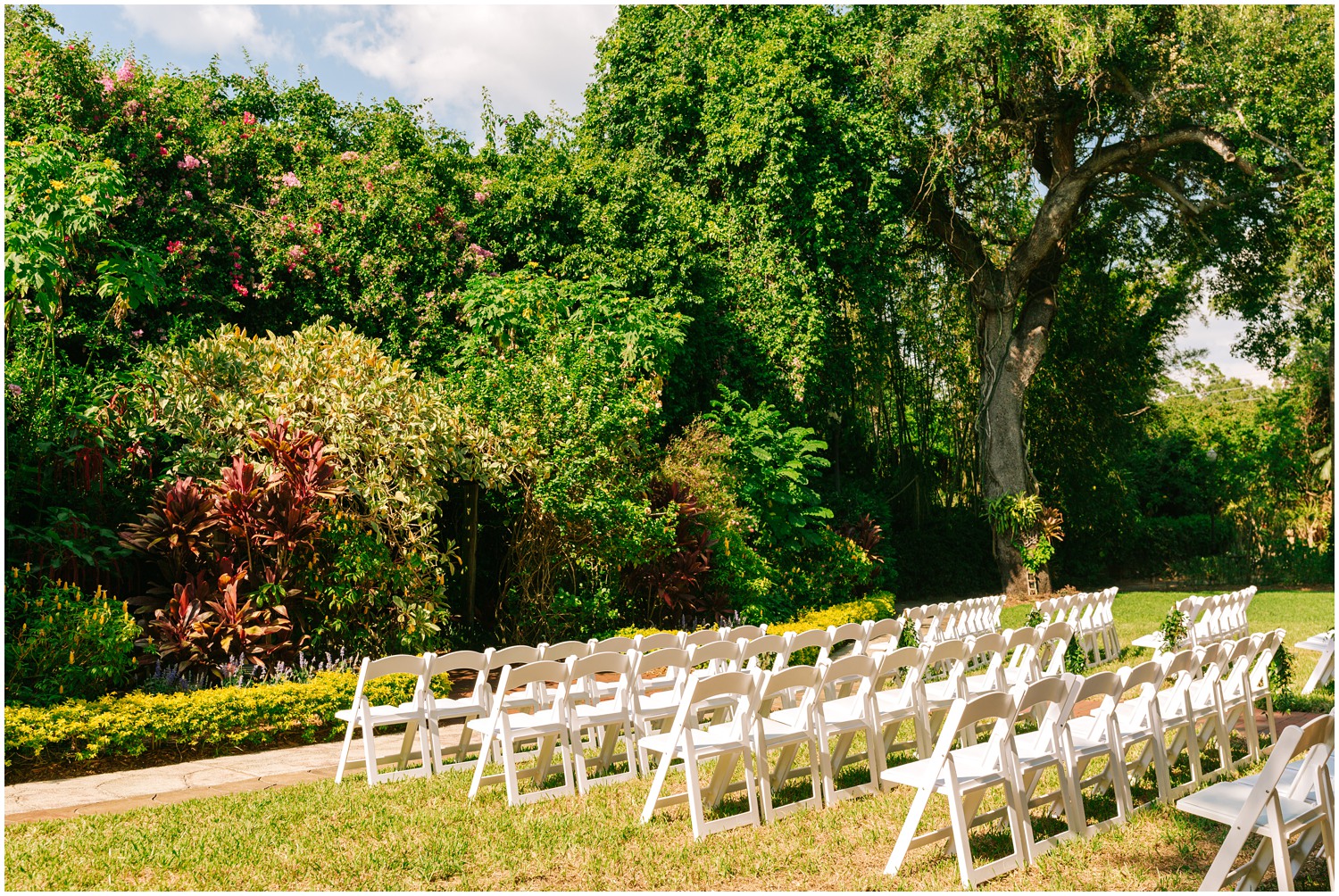 Destination-Wedding-Photographer_Sunken-Gardens-Wedding_Taylor-and-Matthew_St-Pete-FL_0047.jpg