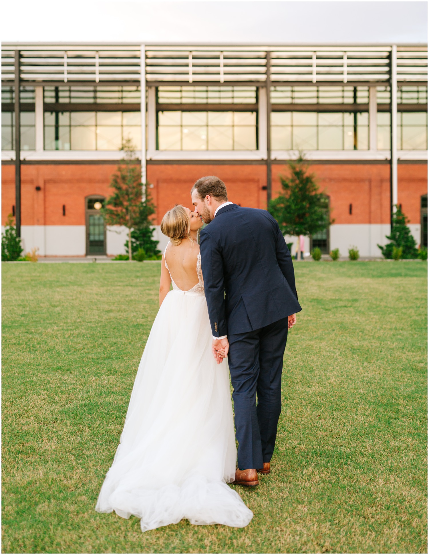 Tampa-Wedding-Photographer_Armature-Works_MG-and-Bryce_Tampa-FL_0079.jpg