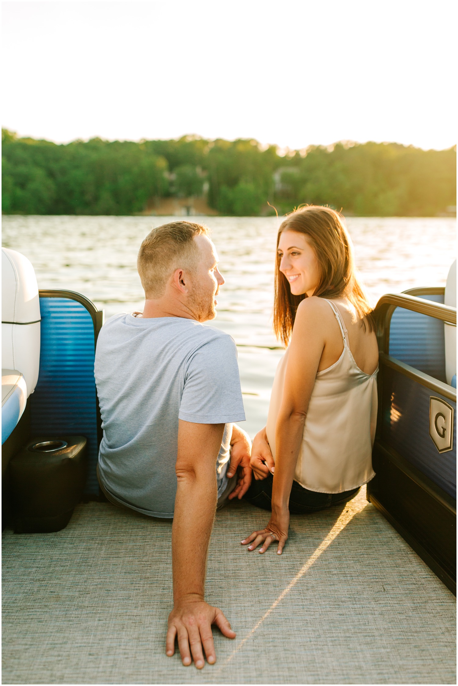 Winston-Salem-Wedding-Photographer_Summer-Lakeside-Engagement-Session-on-a-boat_Rachael-and-Jason_New-London-NC_0007.jpg