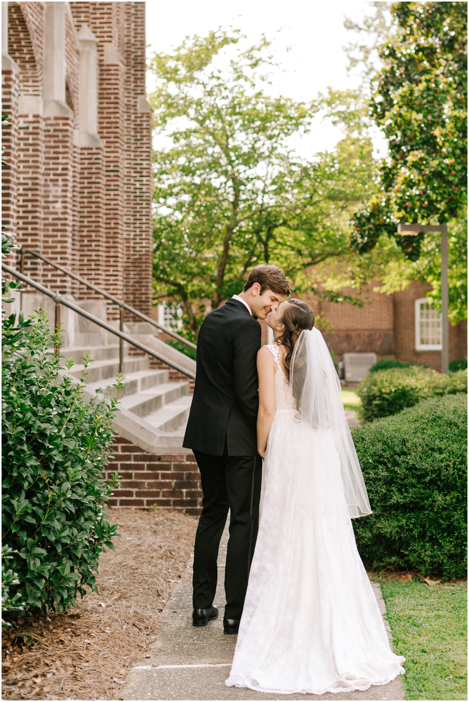 Winston-Salem-Wedding-Photographer_Wedding-at-First-United-Methodist-Church-Laurinburg-NC_SE-and-Connor-10_0078.jpg