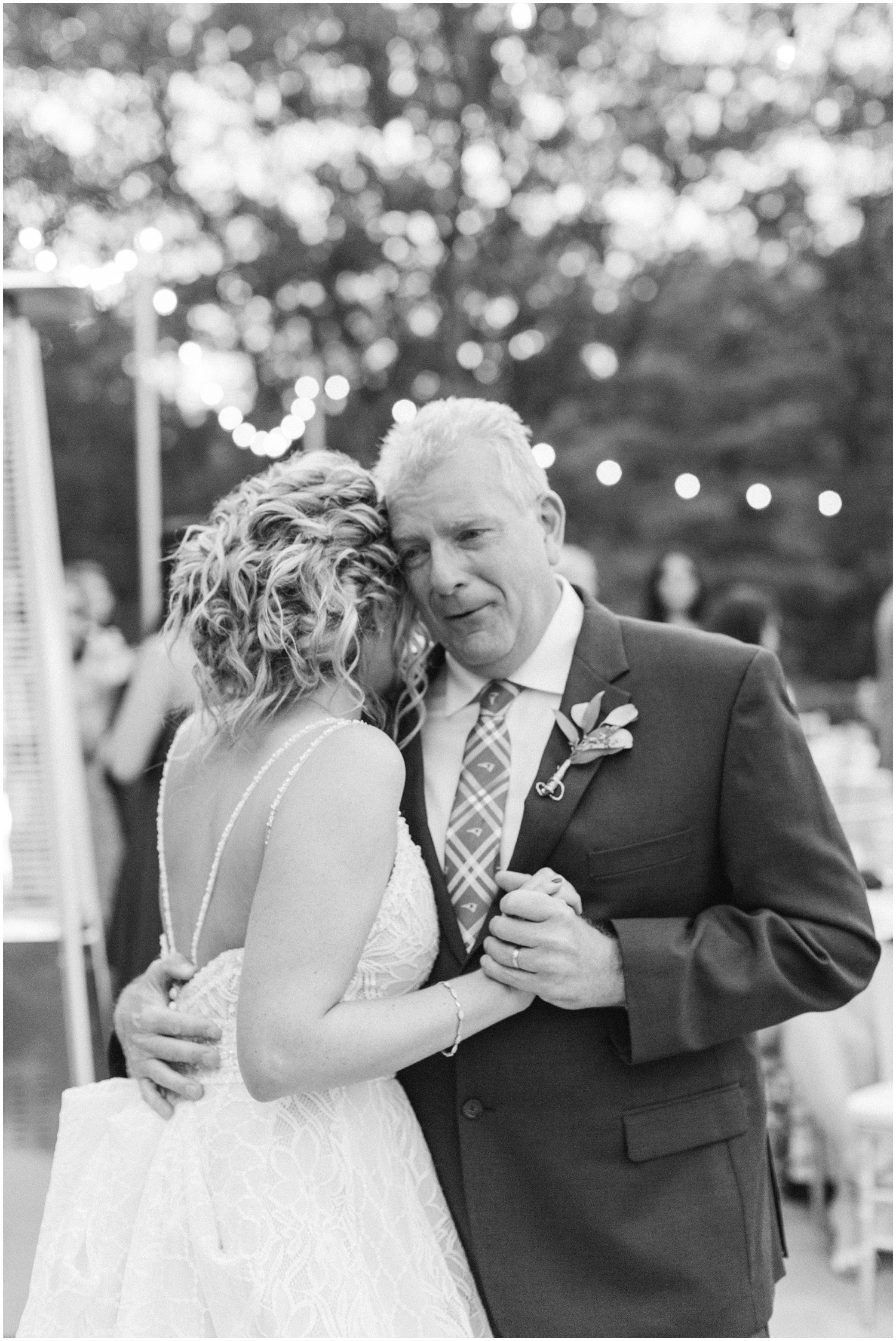 Winston-Salem-Wedding-Photographer_Raleigh-Rose-Garden-Engagement-Session_Alex-and-Will_0162.jpg