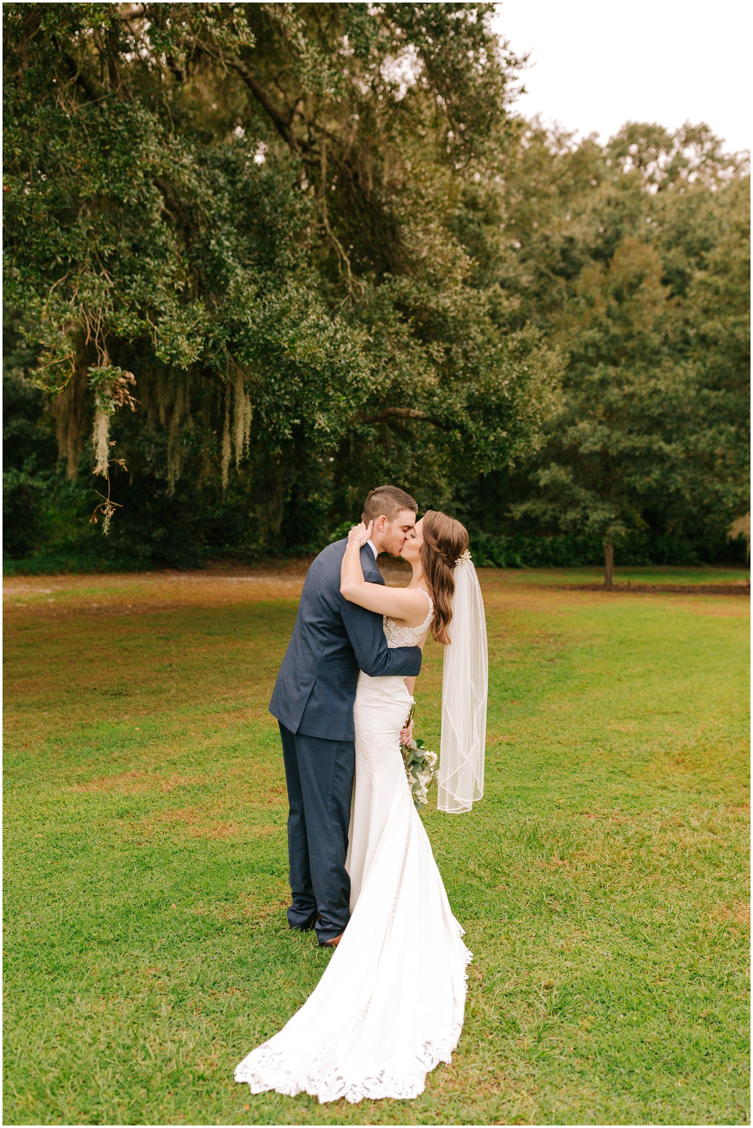 Tampa-Wedding-Photographer_Cross-Creek-Ranch-Wedding_Caitlin-and-Michael_Dover-FL_0101.jpg