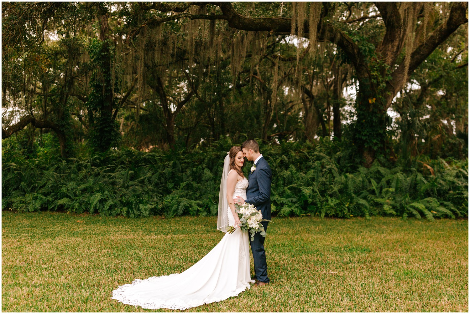 Tampa-Wedding-Photographer_Cross-Creek-Ranch-Wedding_Caitlin-and-Michael_Dover-FL_0106.jpg