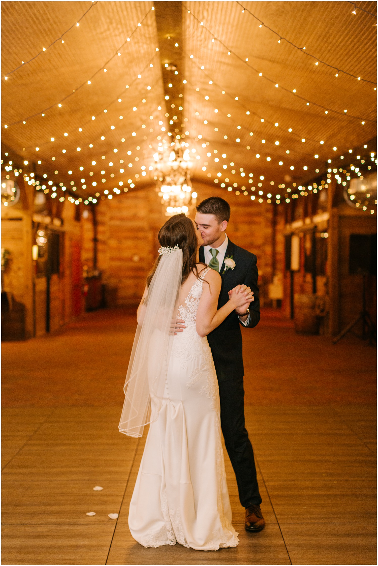Tampa-Wedding-Photographer_Cross-Creek-Ranch-Wedding_Caitlin-and-Michael_Dover-FL_0136.jpg