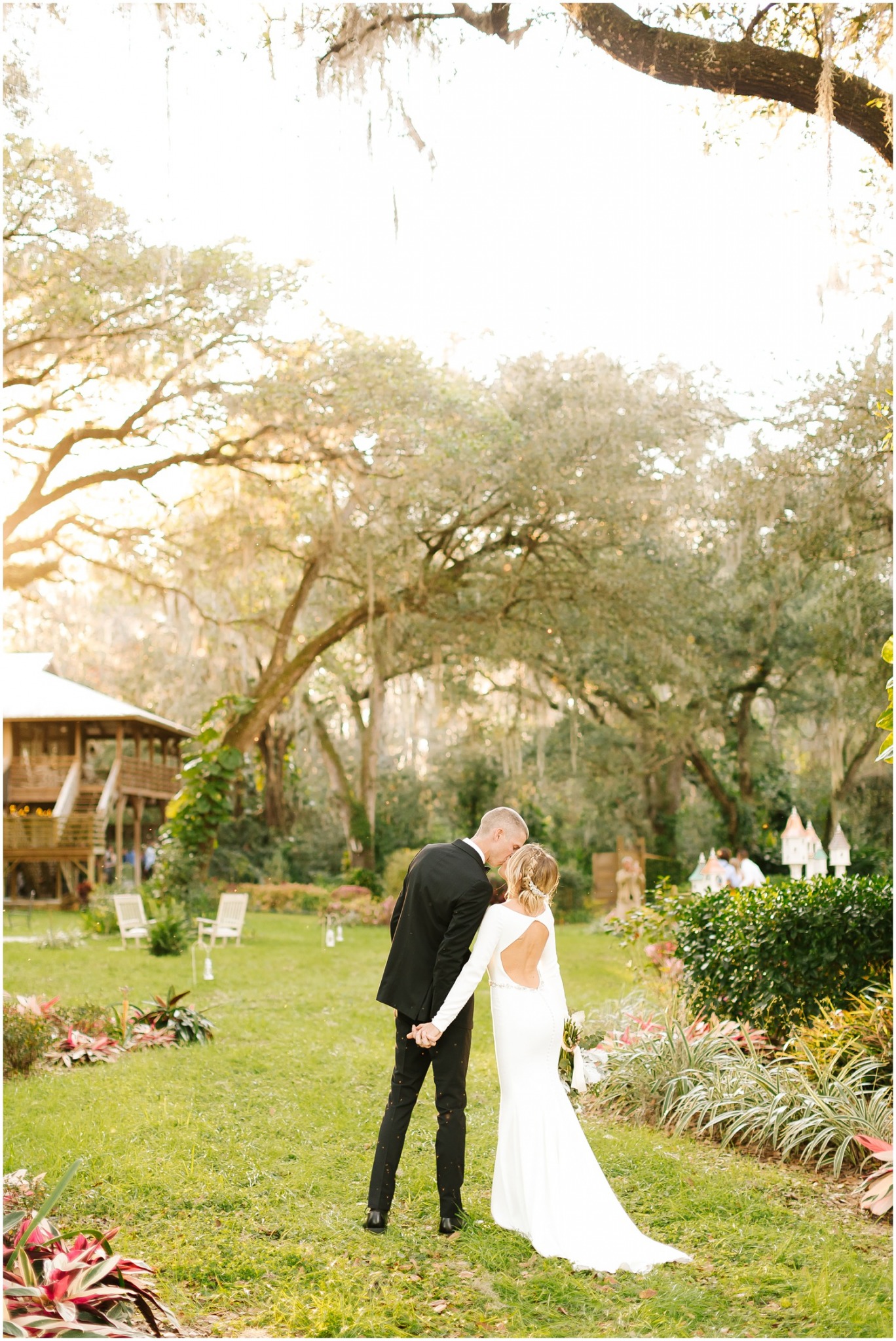 Tampa-Wedding-Photographer_Kathleens-Garden-Outdoor-Wedding_Paisleigh-and-Tyler_Plant-City-FL_0075.jpg