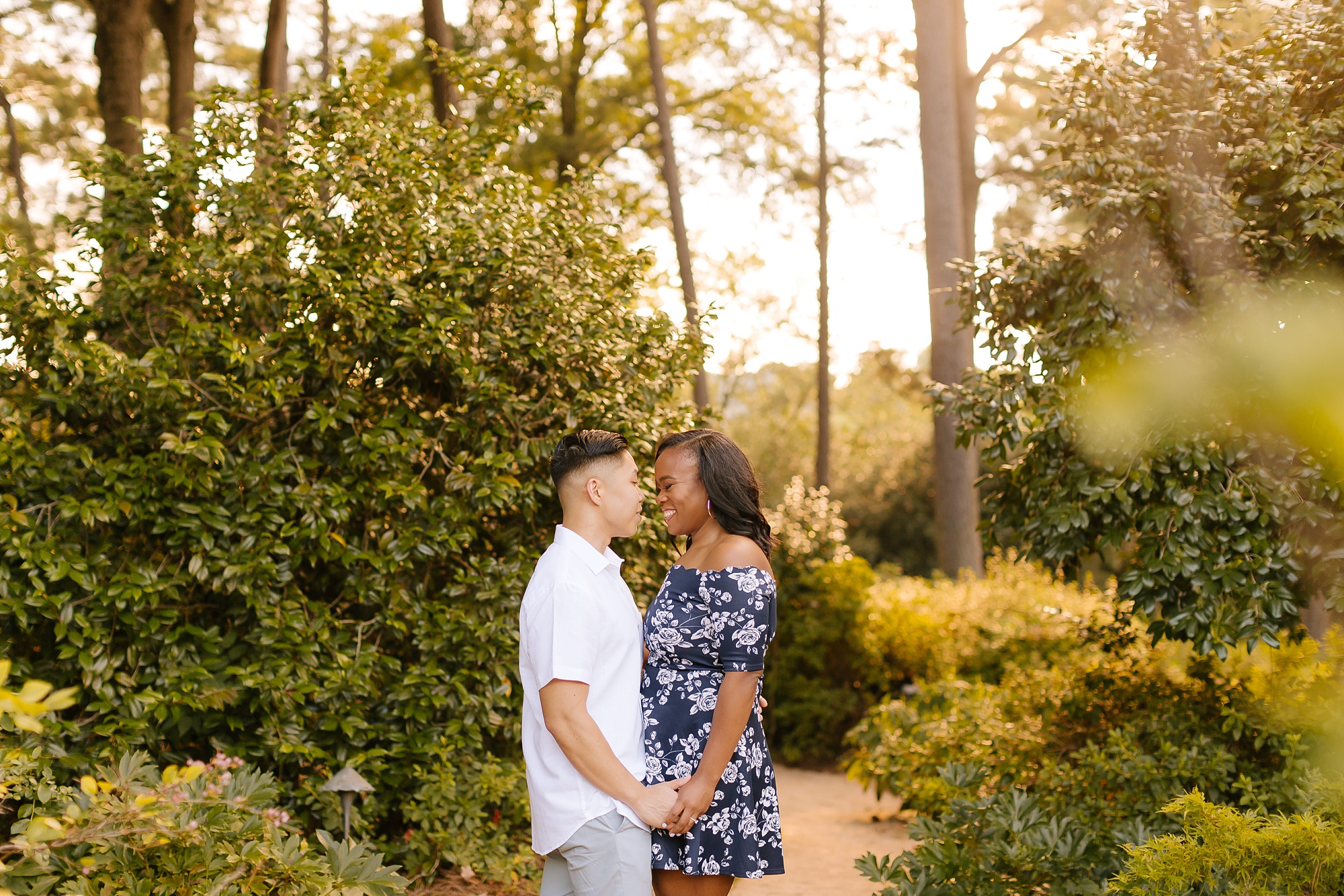 romantic summer photos at WRAL Gardens