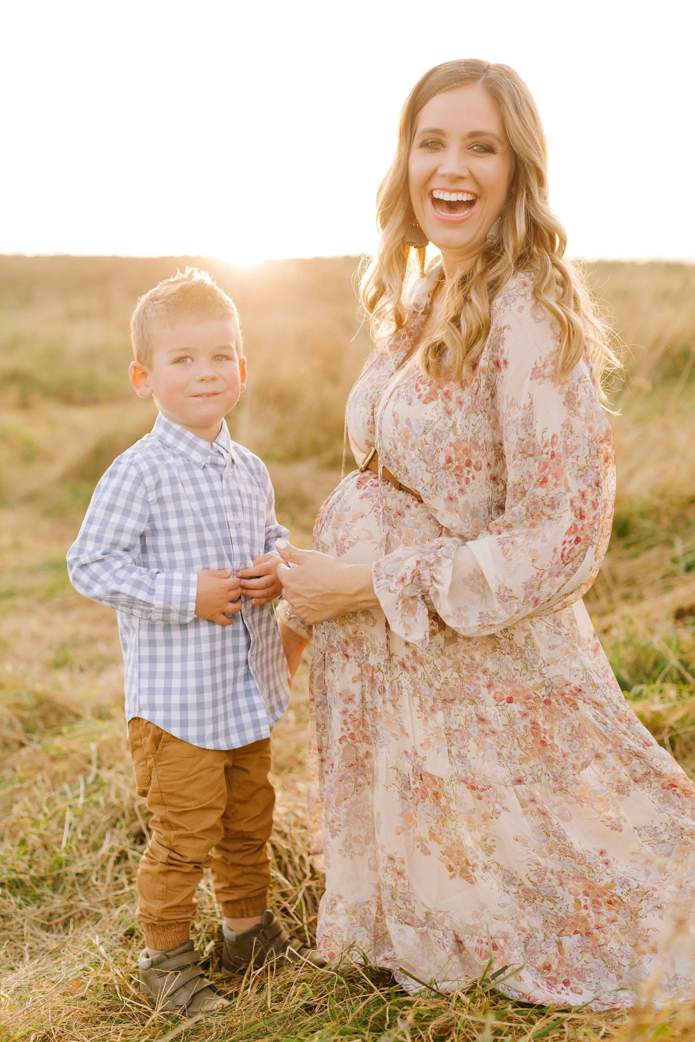 son hangs with mom during NC maternity session