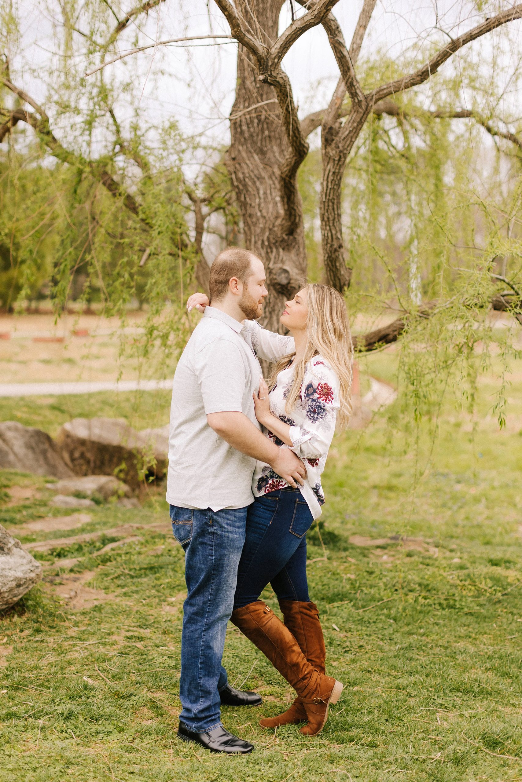 Gabby + Kyle  Engagement Session with Phil the Golden Retriever — Chelsea  Joy Photography