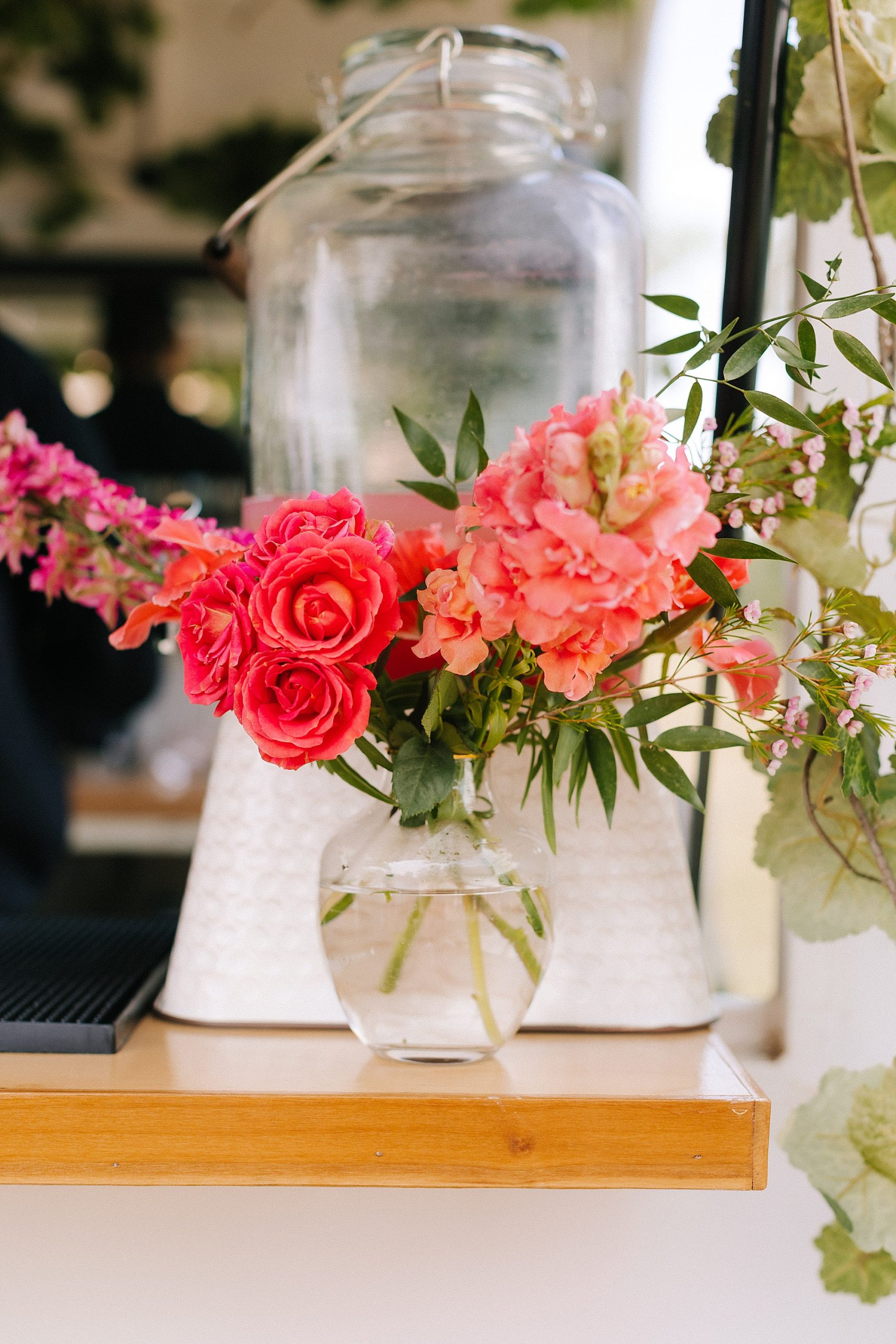 simple centerpieces with bright pink florals 