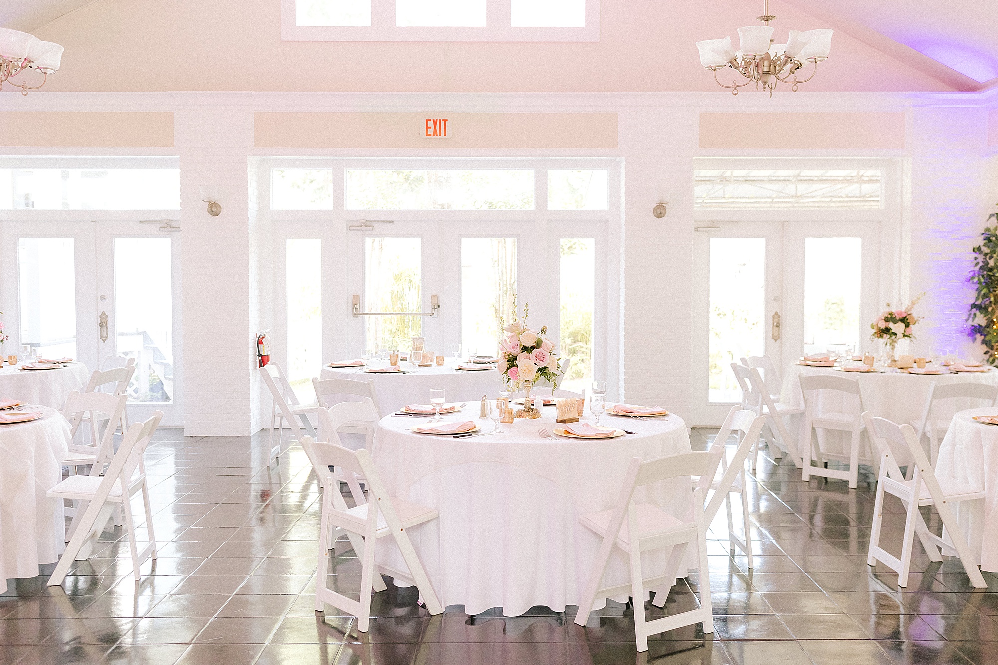 table settings for Florida wedding reception