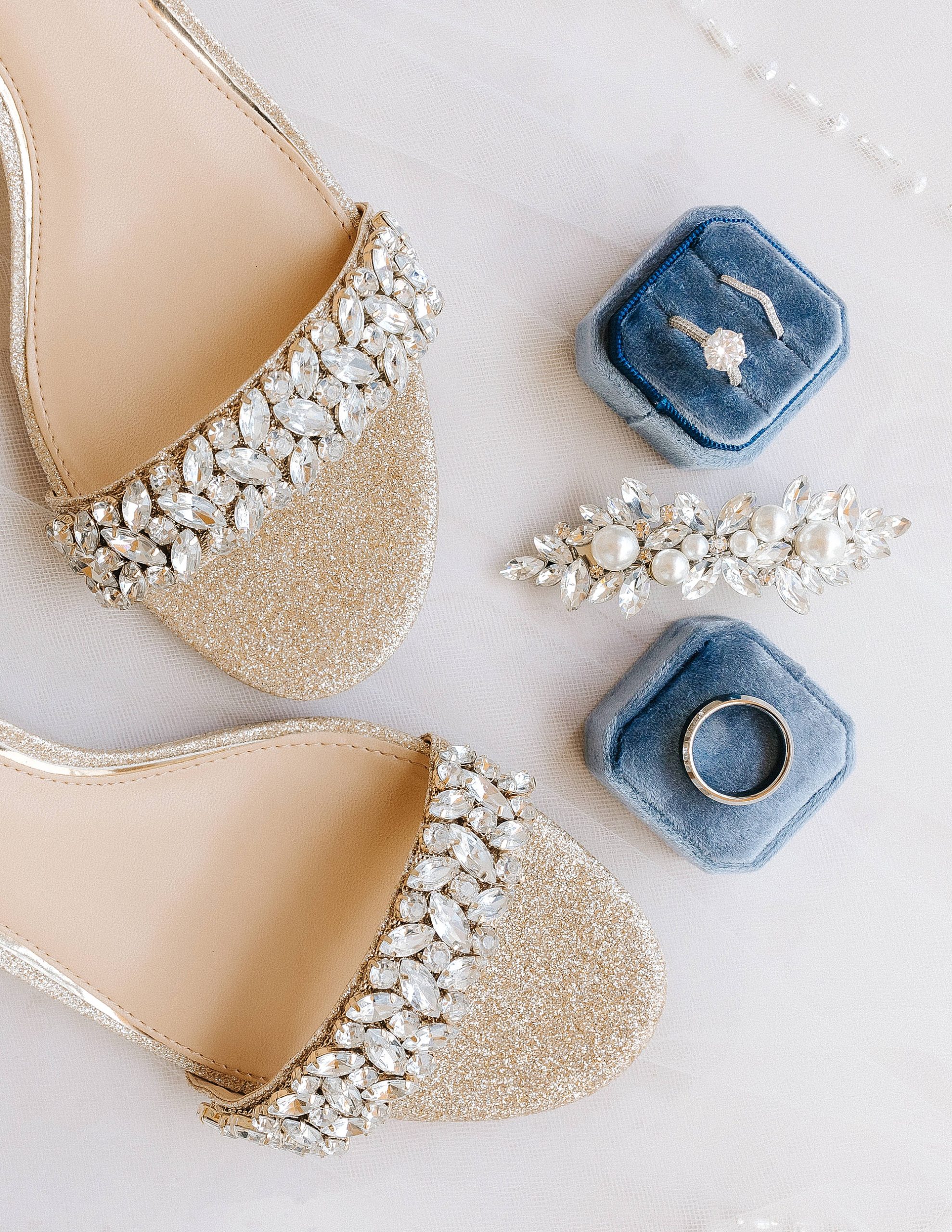 bride's shoes and jewelry for Lesner Inn wedding