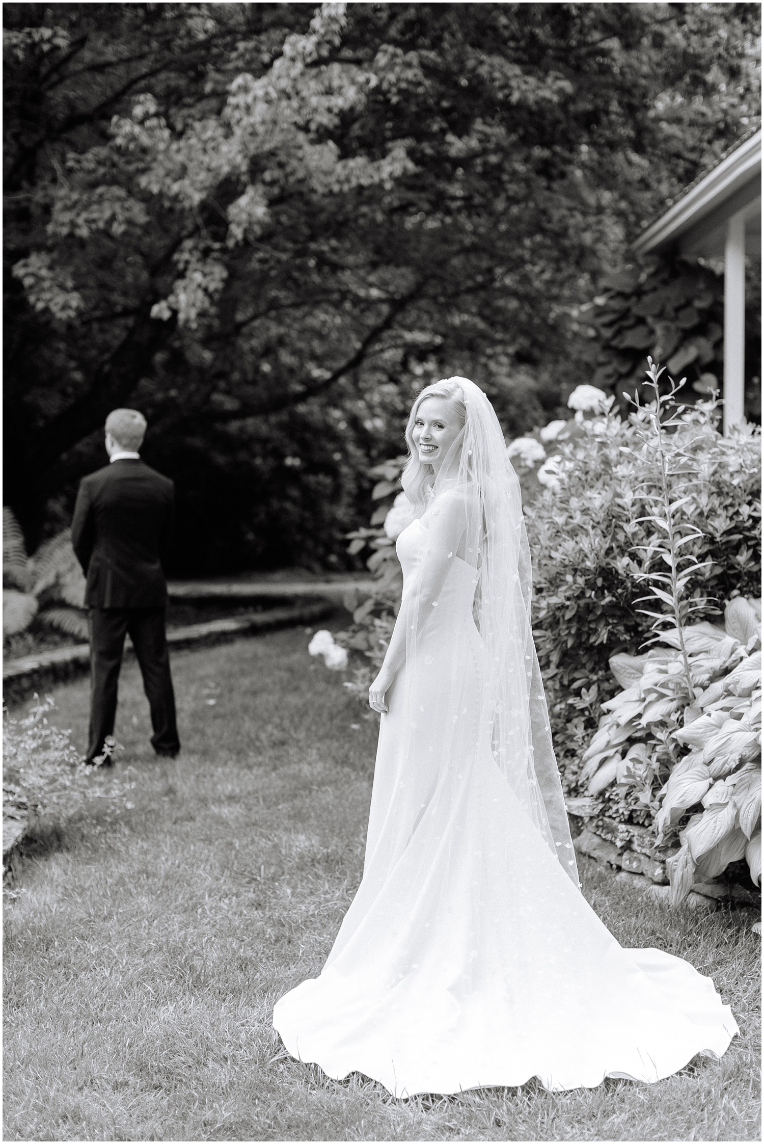 Winston-Salem-Wedding-Photographer_Old-Edwards-Inn-Elopement_Maridee-and-William_Highlands-NC_0014.jpg